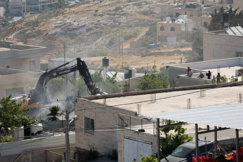 Israeli minister approves 2,162 new West Bank settlement homes
