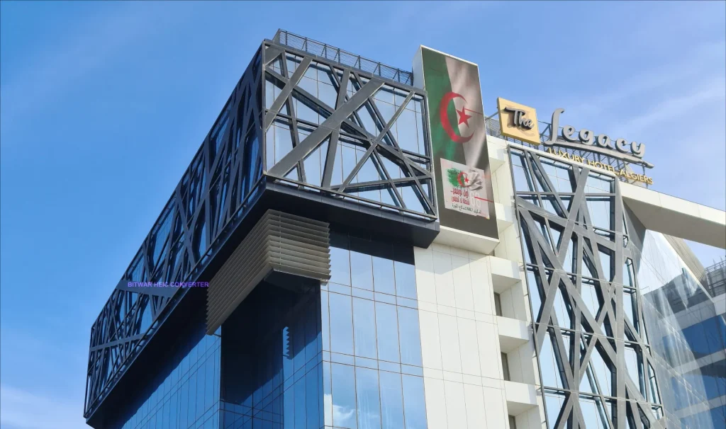 Hotel "The Legacy Luxury Hotel" closed for desecrating Algerian flag