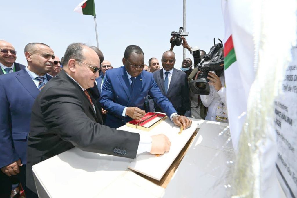 Les travaux ont été lancés hier par Sifi Ghrieb à N’Djamena : Après le Niger, l’Algérie offre une centrale électrique au Tchad