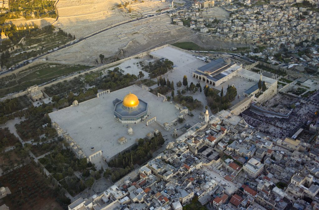 Jérusalem occupée : Israël légifère contre l’adhan, le Hamas riposte