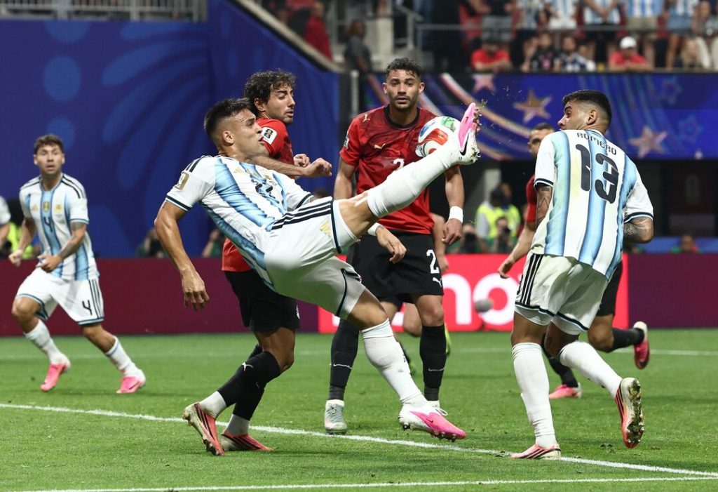 Argentine : la remontée d’un autre monde, Messi ressuscite l’Albiceleste face à l’Égypte