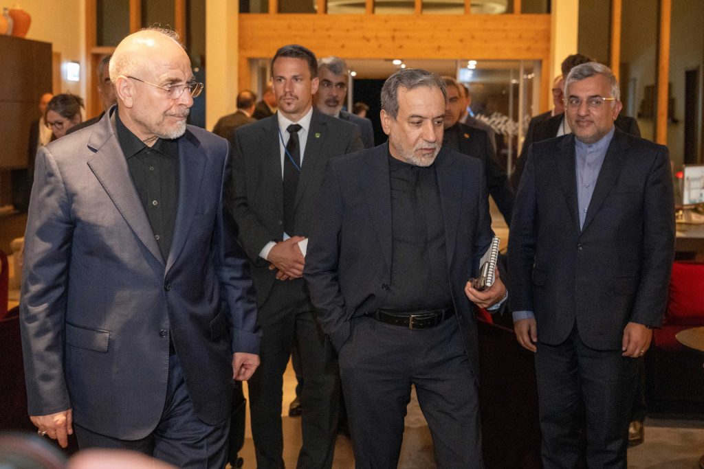 L’Iran accuse Israël d’avoir visé ses négociateurs lors des négociations de paix